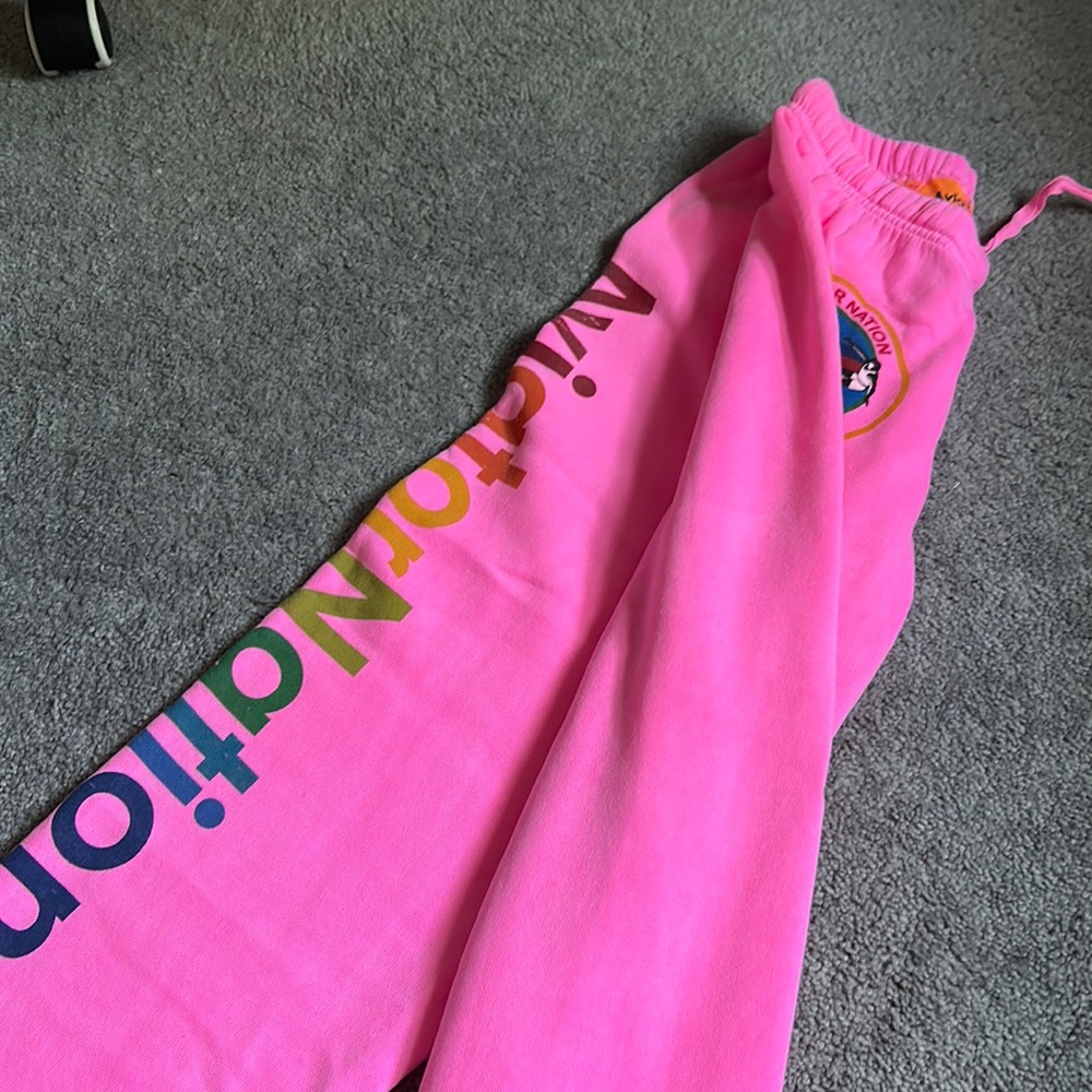 COPY - Avaitor Nation hot pink sweats